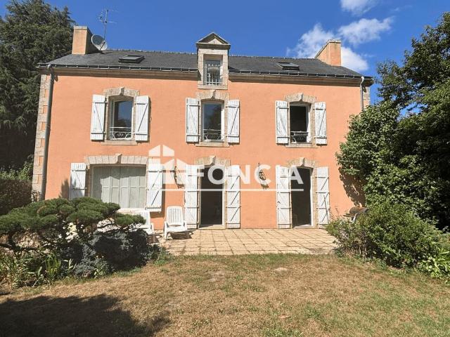 Maison 6 pièces 235 m²