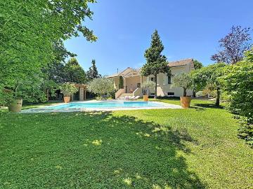 Maison 6 pièces 235 m²