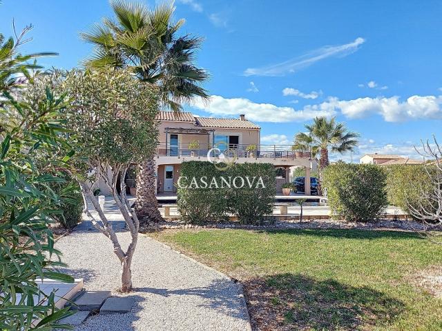 Maison 6 pièces 235 m²