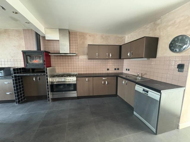 Maison 6 pièces 235 m²