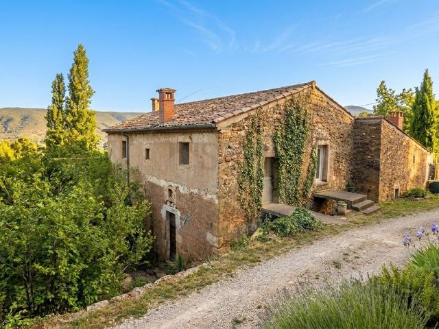 Maison 6 pièces 236 m²