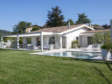 Maison 6 pièces 237 m²
