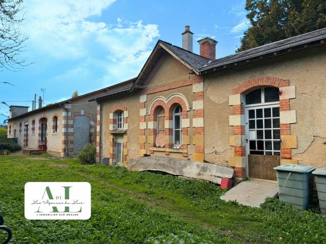 Maison 6 pièces 238 m²