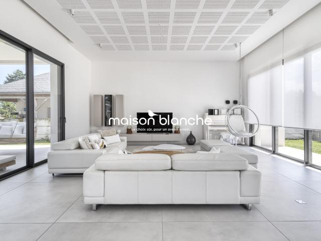 Maison 6 pièces 239 m²