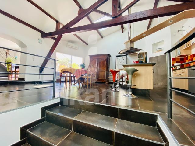 Maison 6 pièces 230 m²