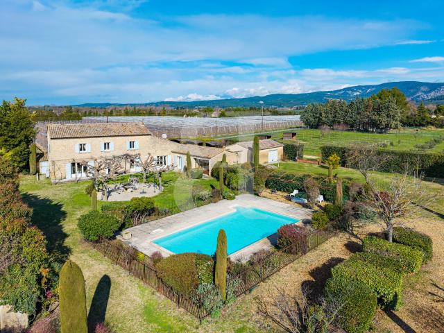 Maison 6 pièces 230 m²