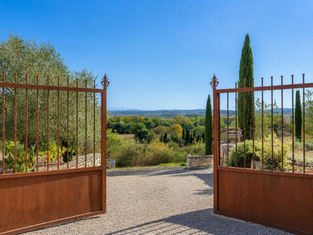 Maison 6 pièces 230 m²
