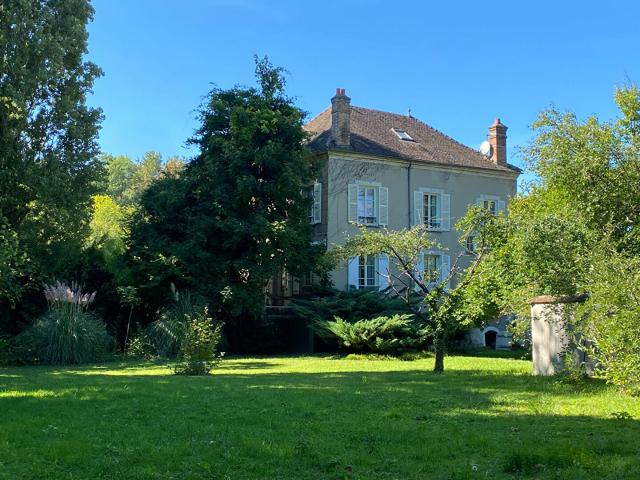 Maison 6 pièces 230 m²