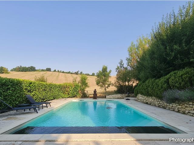 Maison 5 pièces 230 m²