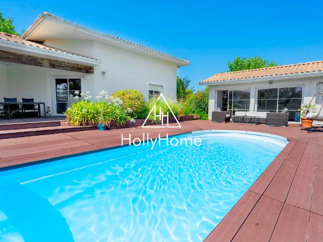 Maison 6 pièces 230 m²