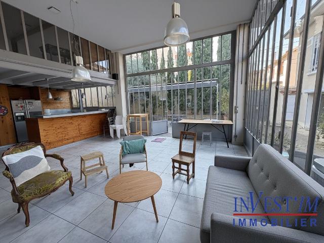 Maison 6 pièces 230 m²
