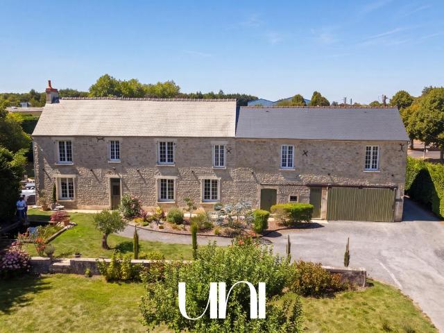 Maison 6 pièces 230 m²
