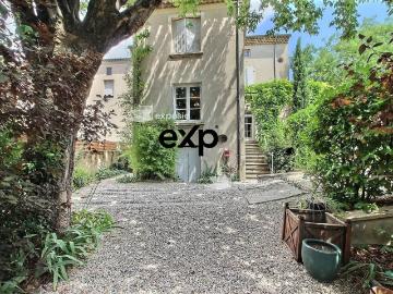 Maison 6 pièces 230 m²