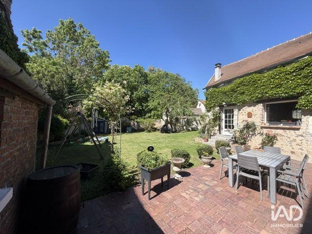 Maison 6 pièces 230 m²