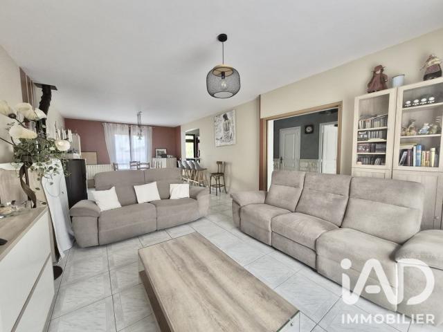Maison 6 pièces 230 m²