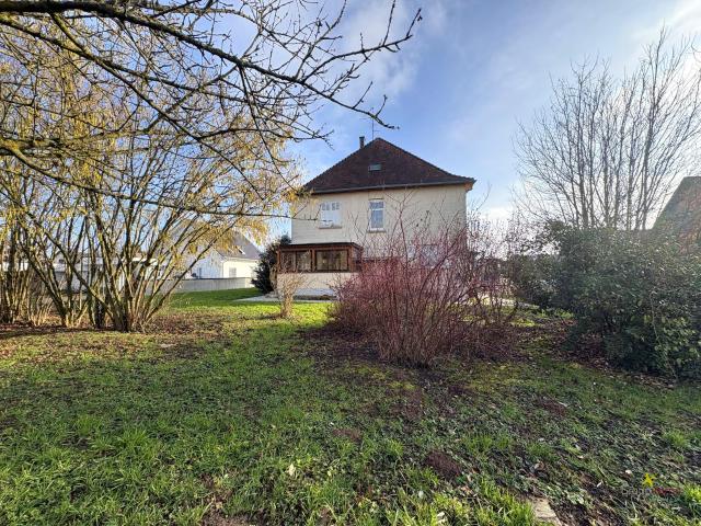 Maison 6 pièces 231 m²