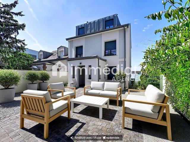 Maison 6 pièces 231 m²
