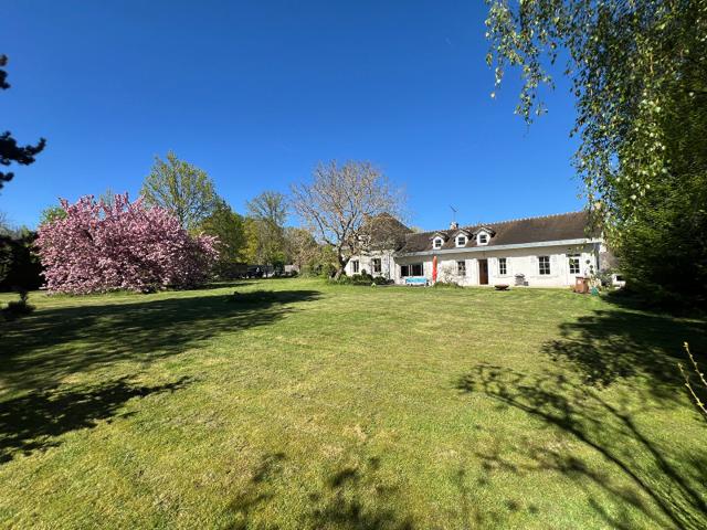 Maison 6 pièces 232 m²