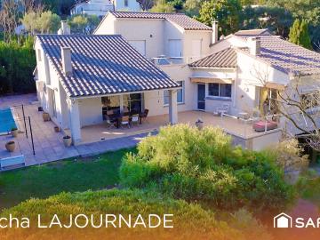 Maison 6 pièces 232 m²