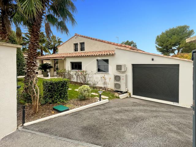 Maison 6 pièces 232 m²