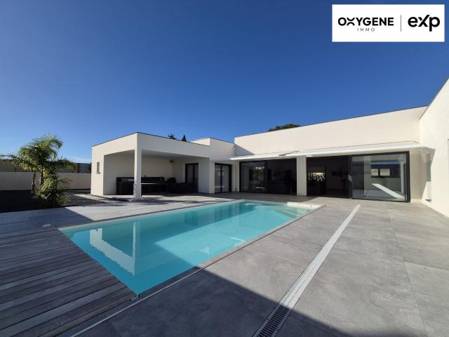 Maison 6 pièces 232 m²