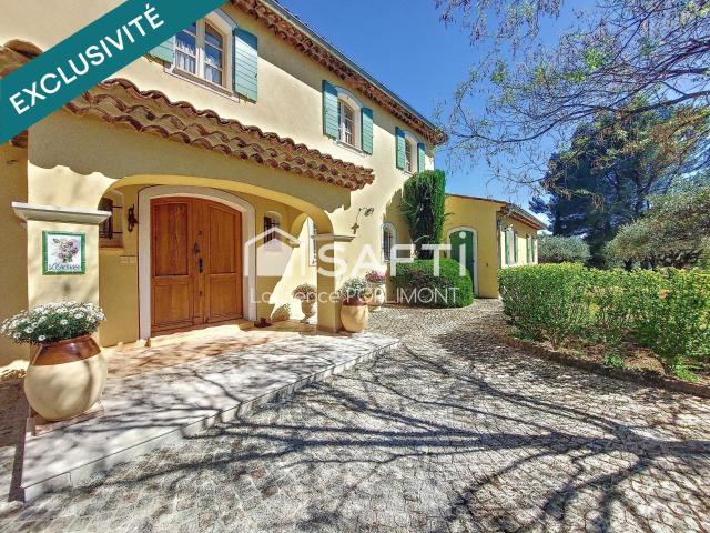 Maison 6 pièces 233 m²