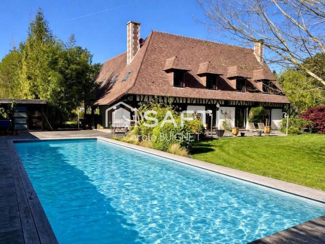Maison 6 pièces 233 m²