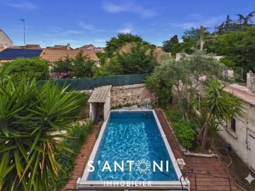 Maison 6 pièces 245 m²