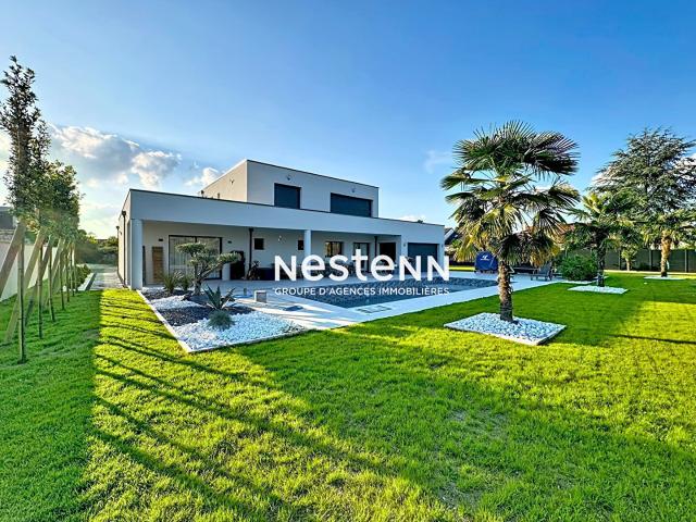 Maison 6 pièces 245 m²