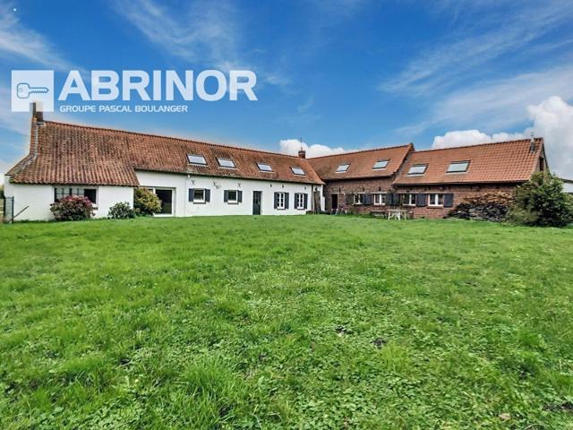 Maison 6 pièces 245 m²