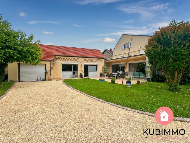 Maison 6 pièces 246 m²