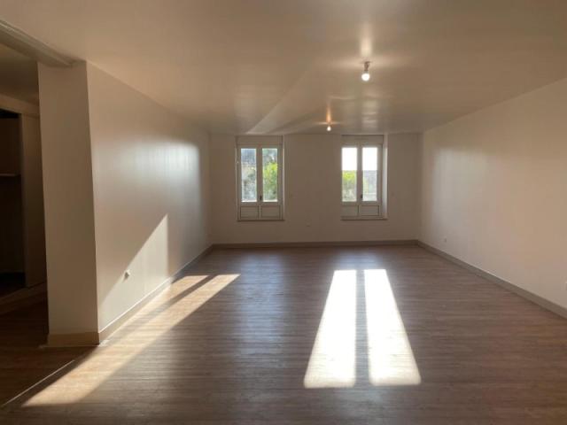 Maison 6 pièces 246 m²
