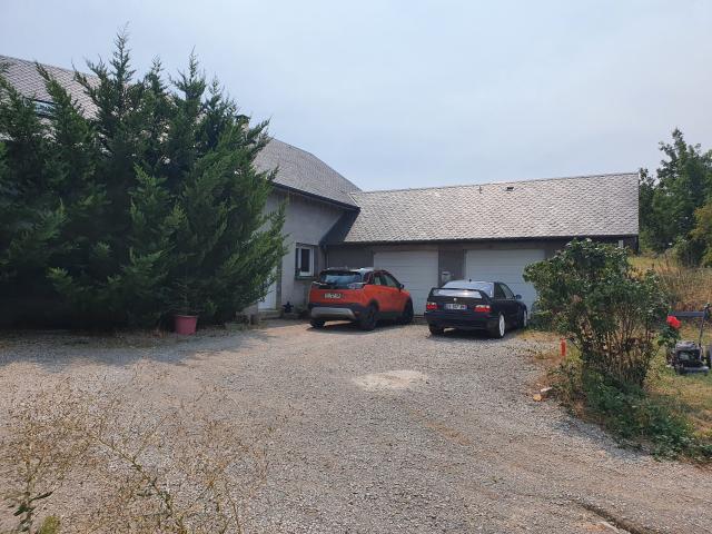 Maison 6 pièces 246 m²