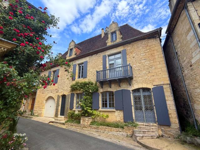 Maison 6 pièces 249 m²