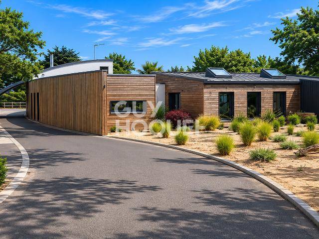 Maison 6 pièces 249 m²