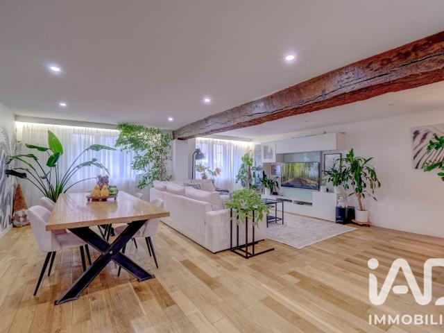 Maison 6 pièces 240 m²