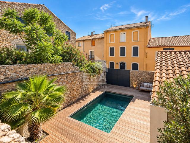 Maison 6 pièces 240 m²