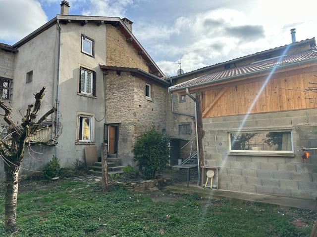 Maison 6 pièces 240 m²