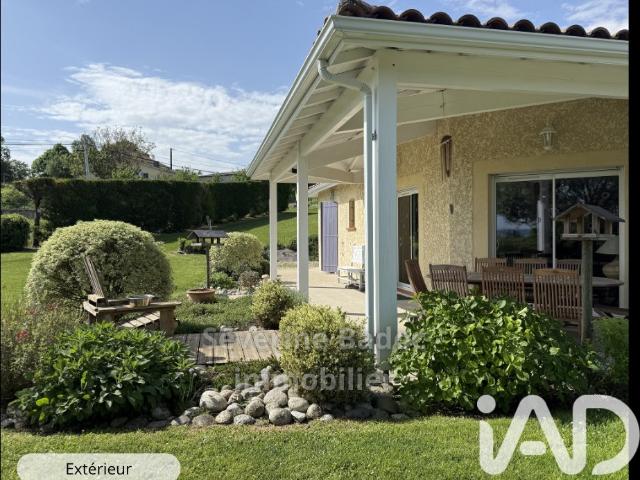 Maison 6 pièces 240 m²