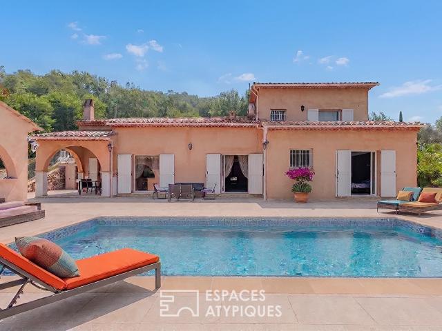 Maison 6 pièces 240 m²