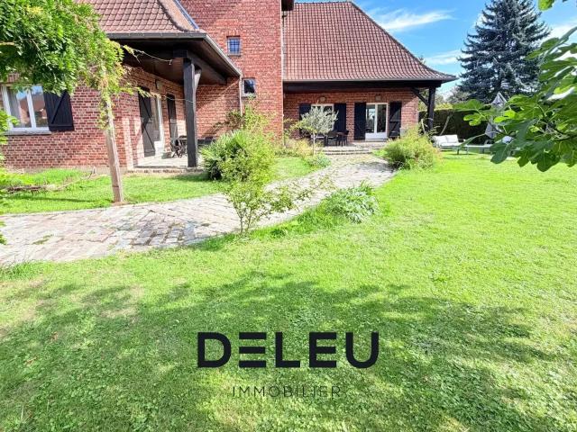 Maison 6 pièces 241 m²