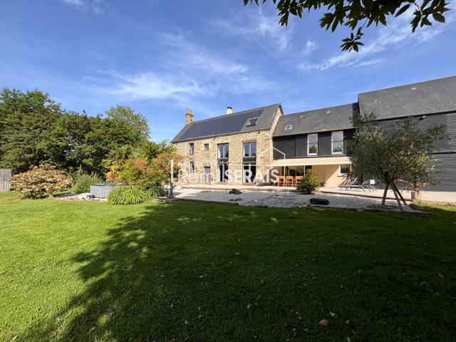 Maison 6 pièces 241 m²