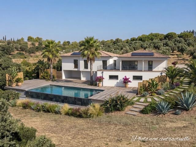 Maison 6 pièces 230 m²