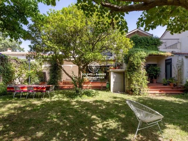 Maison 6 pièces 255 m²