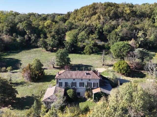 Maison 6 pièces 255 m²