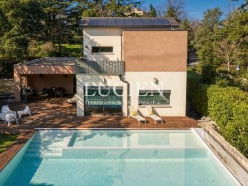 Maison 6 pièces 165 m²