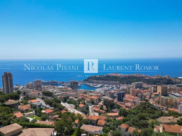 Maison 6 pièces 256 m²
