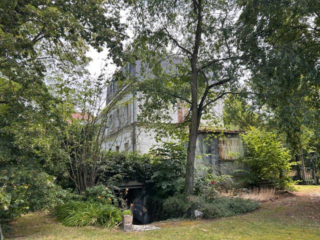Maison 6 pièces 250 m²