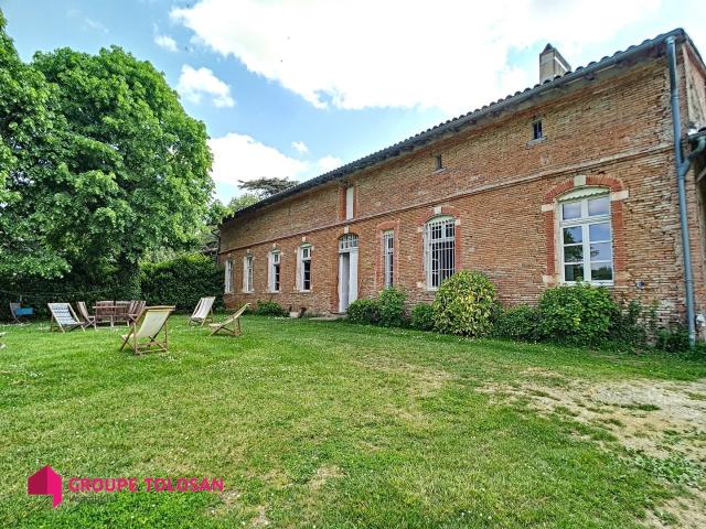 Maison 6 pièces 250 m²