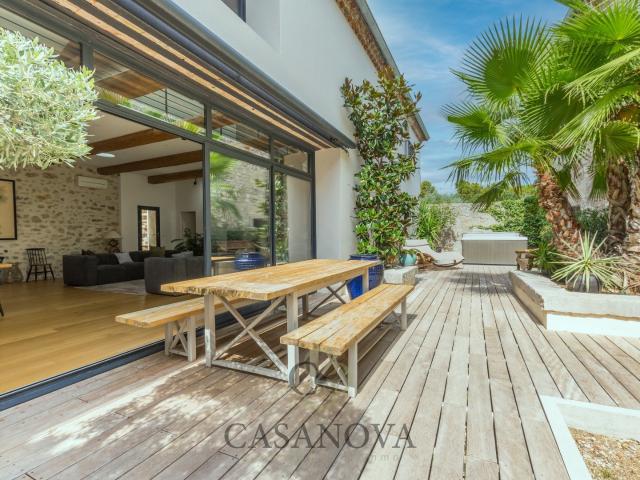 Maison 6 pièces 250 m²